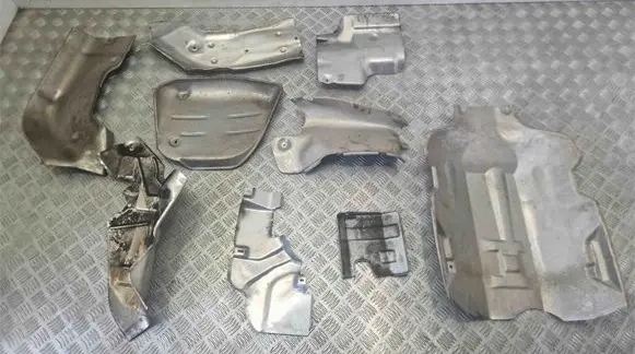 Mercedes-Benz SL R129 Heat shield in engine bay 1296830039 A1296830039