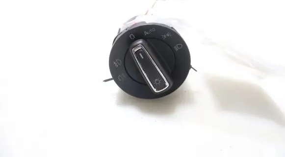 Skoda Superb B8 (3V) Light switch