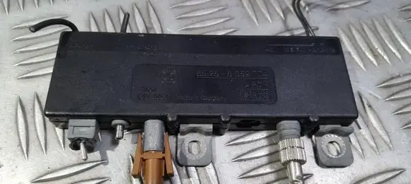 BMW 5 E39 Antenna control unit 65258352774 65.25-8352774