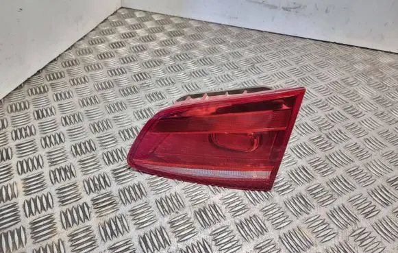 Volkswagen PASSAT B7 Tailgate rear/tail lights 3AF945094K 605512