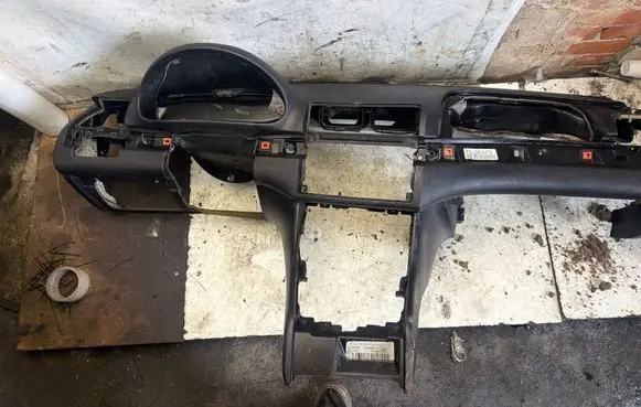 BMW 3 E46 Dashboard 7143207