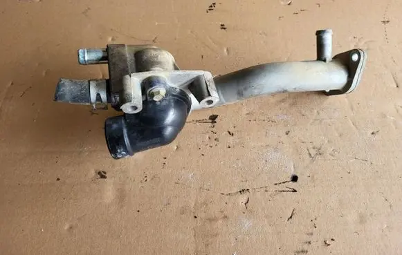 Mitsubishi ASX Engine coolant pipe/hose