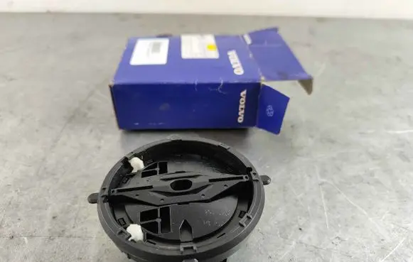 Volvo S60 Wing mirror control module 30716489