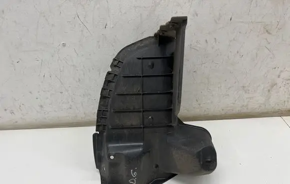 Mazda 3 Rear mudguard BENC50341