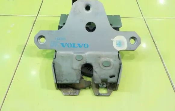 Volvo XC60 Tailgate exterior lock 31301300