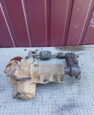 Mitsubishi Pajero Steering rack 12000540