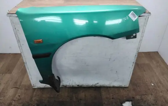 Peugeot 106 Fender