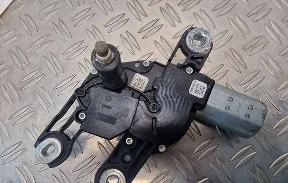Volkswagen Golf VII Rear window wiper motor 5G0955711