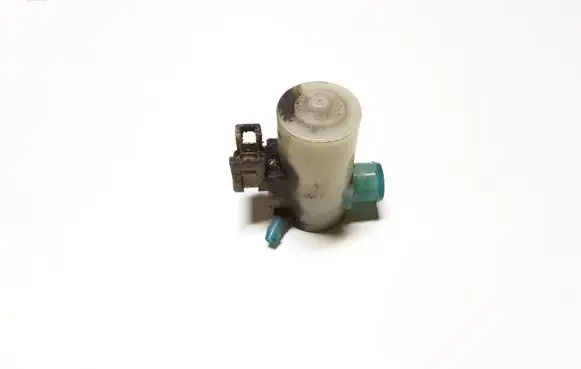 Subaru Forester SG Windscreen/windshield washer pump