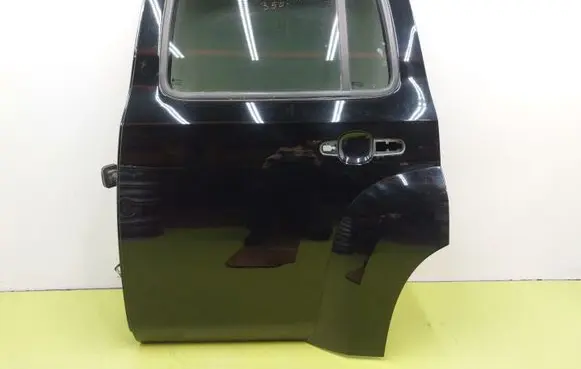 Chevrolet HHR Rear door