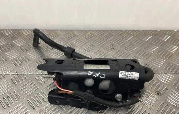 Audi A3 S3 8P Fuel injection high pressure pump 1K0127023N 5N0906129B 1K0130307BH
