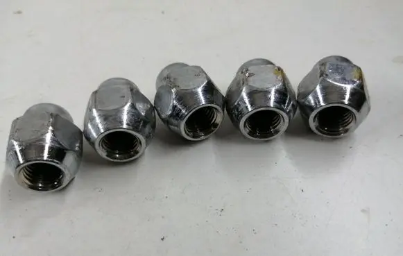 Hyundai Kona I Nuts/bolts 