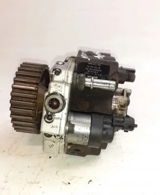 Ford C-MAX I Fuel injection high pressure pump 0445010089