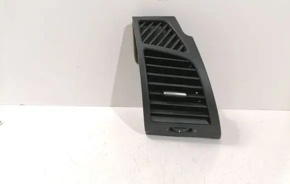 BMW 1 E81 E87 Dashboard side air vent grill/cover trim 705918812