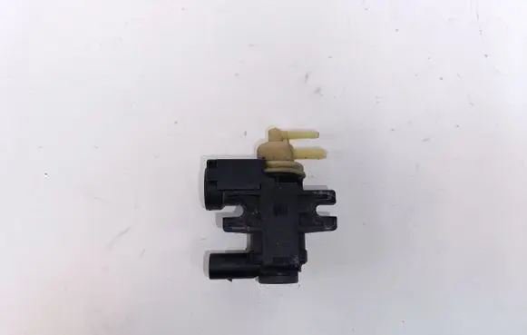 Audi Q5 SQ5 Turbo solenoid valve 8K0906627
