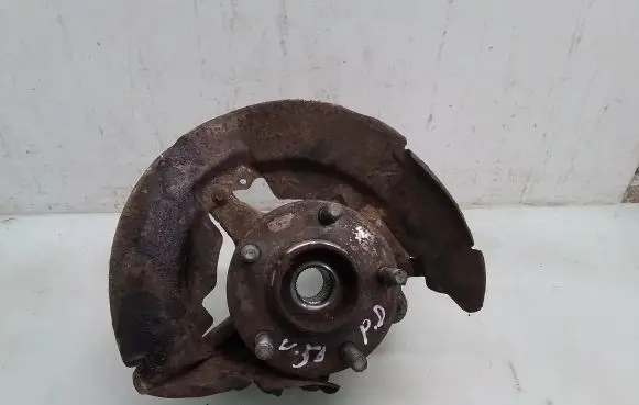 Volvo V50 Front wheel hub