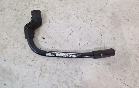 Dodge Charger Breather/breather pipe/hose 68105837AA