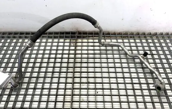 Skoda Octavia Mk3 (5E) Air conditioning (A/C) pipe/hose 5Q0820743C