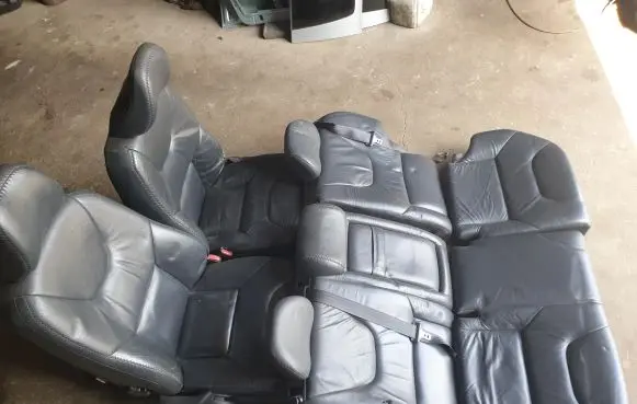 Volvo XC70 Seat set 