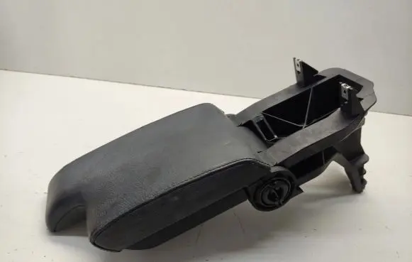 BMW 3 E46 Armrest 8213678 51168213678
