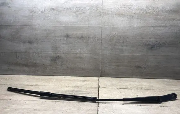 Audi A6 C7 Front wiper blade arm 4G1955408B