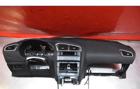 Citroen C4 II Dashboard 