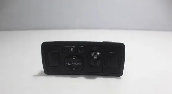 Toyota Avensis T250 Wing mirror switch 183575