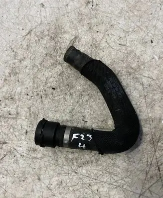 Audi Q7 4L Engine coolant pipe/hose 7L8121157D