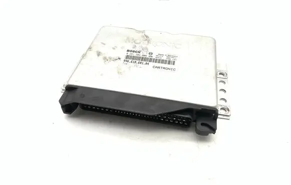 Porsche Boxster 986 Engine control unit/module 99661860104 0261204605