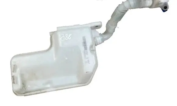 Windshield washer fluid reservoir/tank