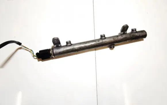 Mercedes-Benz R W251 Fuel main line pipe A6420702595 A6420702595001