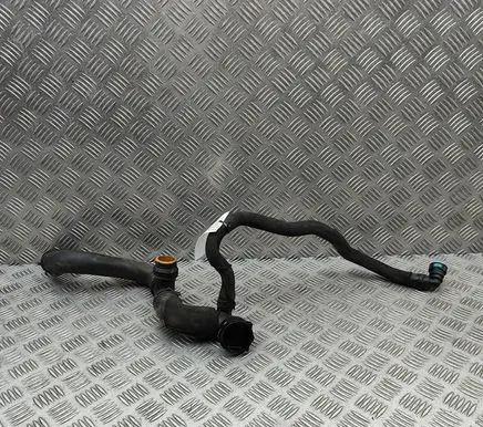 Engine coolant pipe/hose