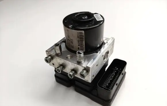 Toyota Yaris ABS Pump 445100D110 06210212114