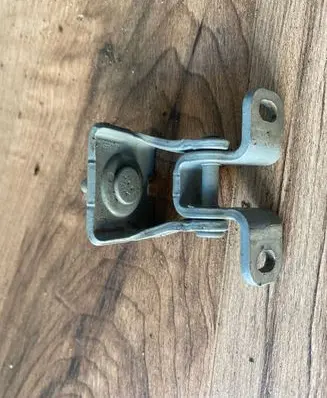 Opel Insignia A Tailgate/trunk/boot hinge A046574