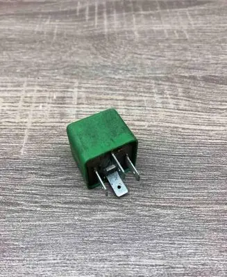 Opel Vectra B Other relay 03447012 12V30A