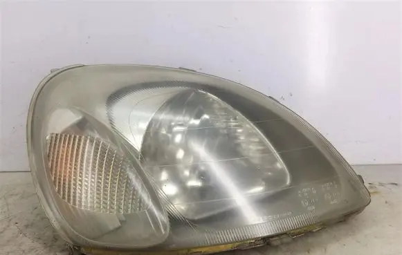 Toyota Yaris Headlight/headlamp
