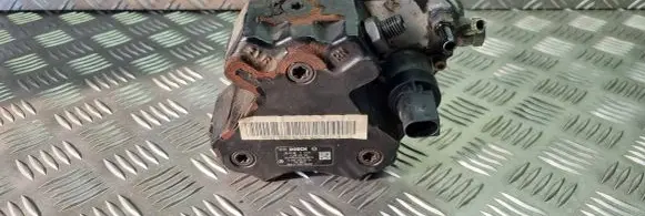 Mercedes-Benz B W245 Fuel injection high pressure pump A6400700701 0445010120