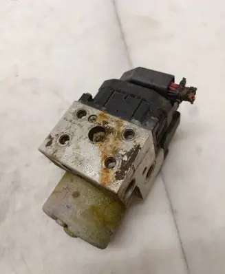 Hyundai Galloper ABS Pump 58920M1000 0273004593