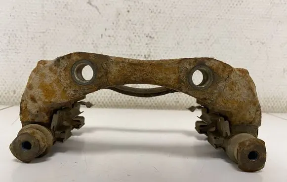 Citroen Xsara Front Brake Caliper Pad/Carrier 