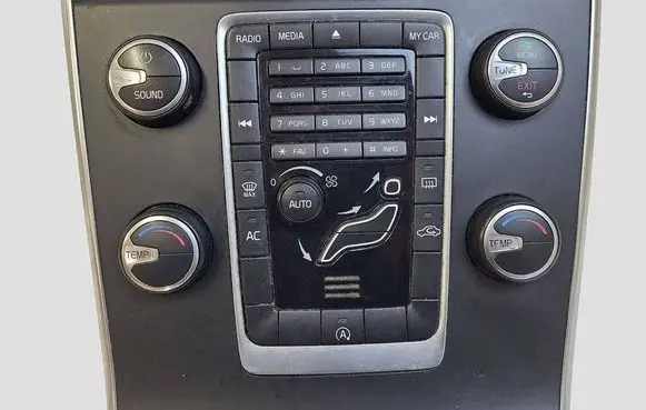 Volvo V60 Climate control unit 30781498 2408799 30791879