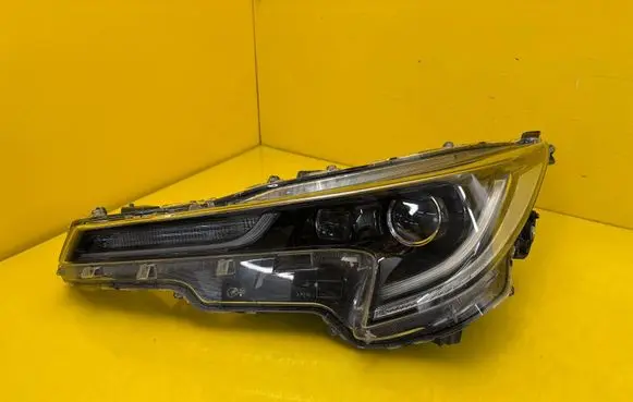 Toyota Corolla E210 E21 Headlight/headlamp 8115002S80
