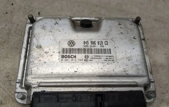 Skoda Fabia Mk2 (5J) Engine control unit/module 045906019CD 1039S20397 0281012749
