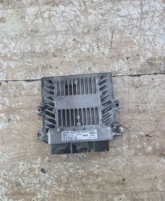 Ford Focus C-MAX Engine control unit/module 4M5112A650JL 5WS40303K