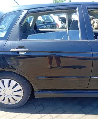 KIA Cerato Rear door
