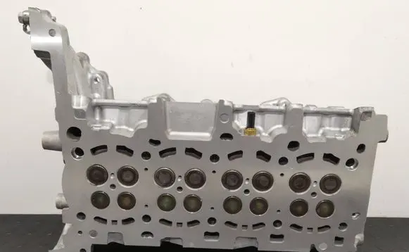 Opel Astra K Engine head 55500307