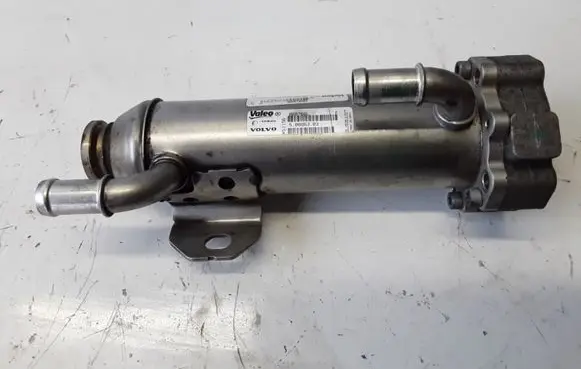 Volvo V70 EGR valve cooler X51156 8801828 880766L