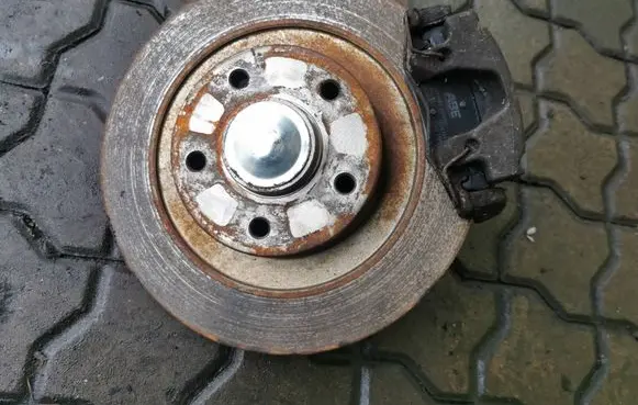 Renault Laguna III Rear wheel hub spindle/knuckle 