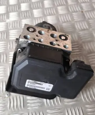 Jeep Grand Cherokee ABS Pump 68164630AA A9H1230215265 17685438
