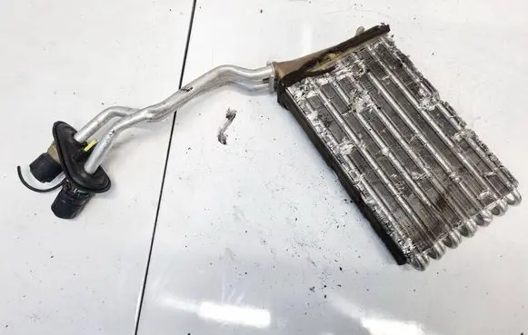 Opel Omega B1 Heater blower radiator 90379972