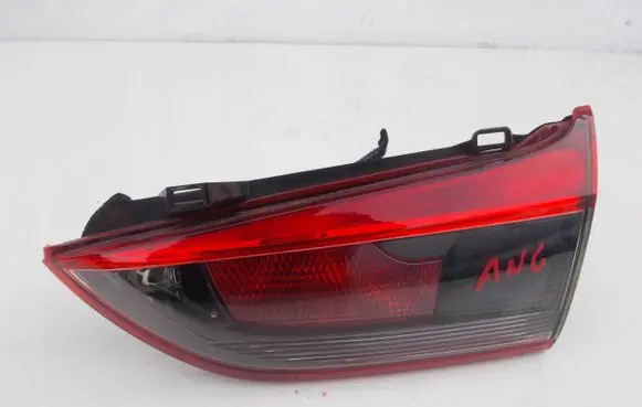 Mazda 6 Tailgate rear/tail lights
